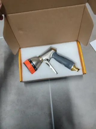 Pistola de agua Ibergrif 8 funciones