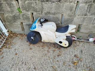 Moto de plástico para niños