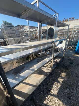 Depósito Acero Inox. Encimeras Mesas Estanterías