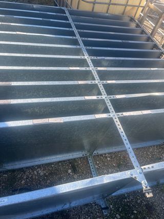 Depósito Acero Inox. Encimeras Mesas Estanterías