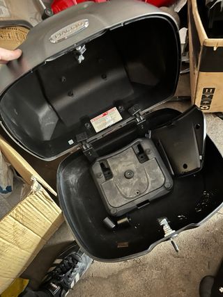 Baúl Piaggio con soporte