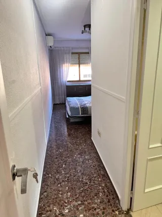 Habitación en alquiler con baño privado.