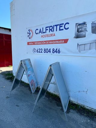 Expositores publicitarios plegables
