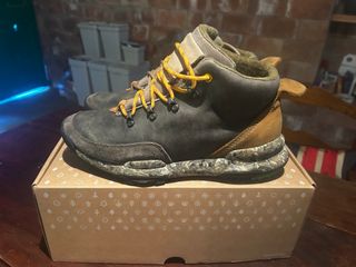 Santorisan Kiso Talla 43 Botas Trekking Nuevas