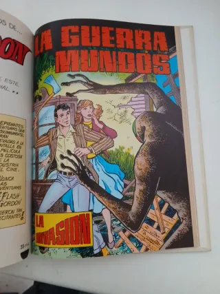 Flash gordon y la guerra de los mundos