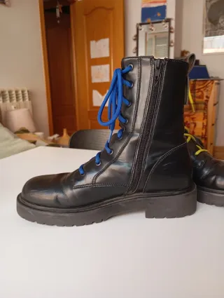 Botines Zara negros con cordones