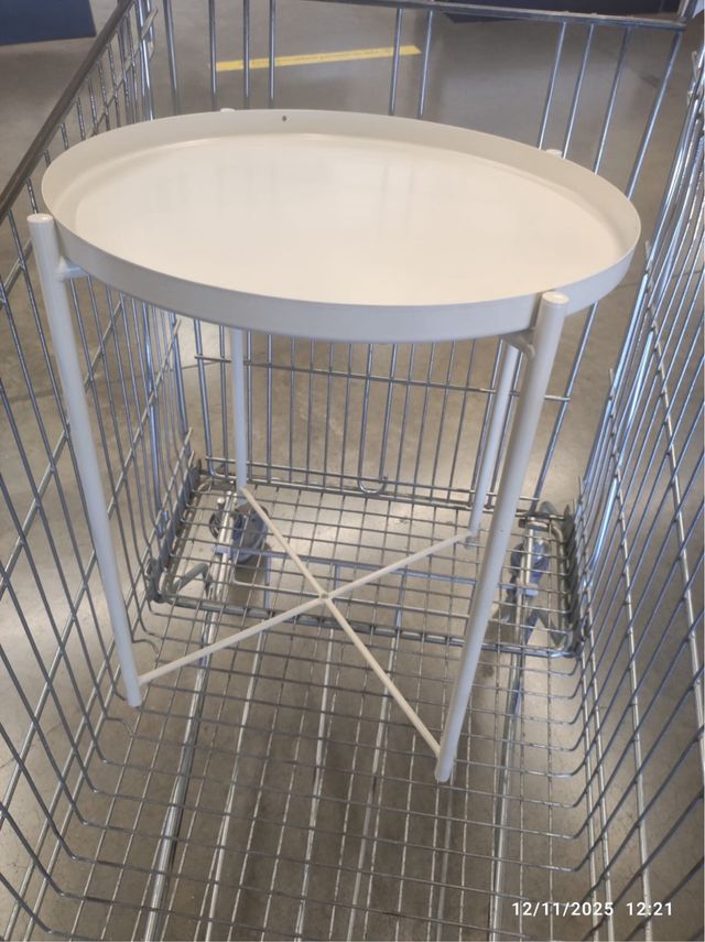 Mesa auxiliar redonda blanca