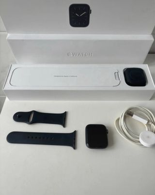 Apple Watch Series 5 44mm Grigio Siderale