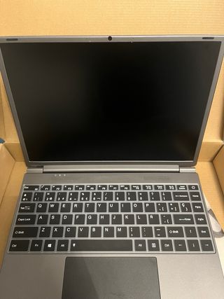 Portátil gris