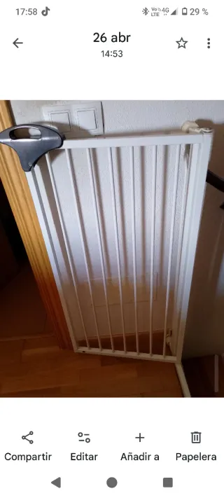 Puerta de seguridad plegable