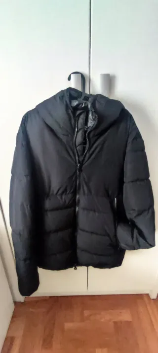 Chaqueta acolchada Bershka negra