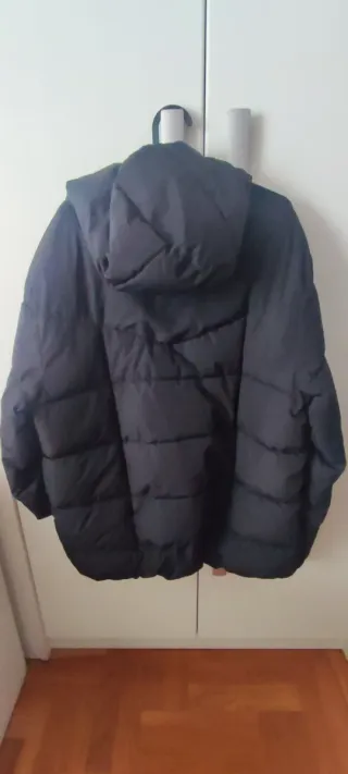 Chaqueta acolchada Bershka negra