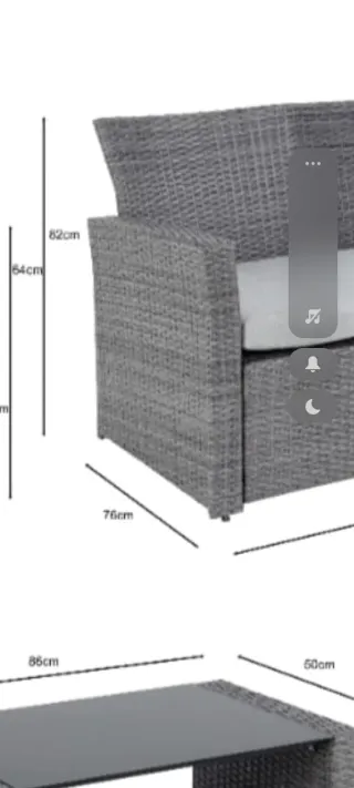 Conjunto de Muebles de Exterior: Sofá y Mesa