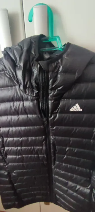 Chamarra Adidas Negra con Capucha