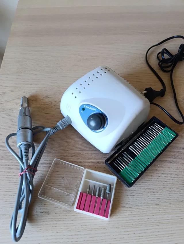 Torno Manicura/Pedicura Eléctrico