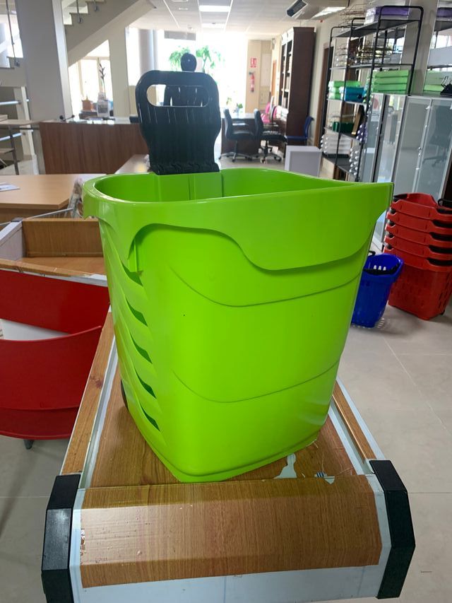 Cesta de compra verde