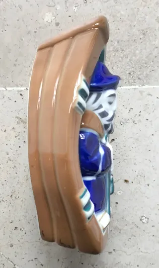 Figura Santiago apostol de porcelana  "Sargadelos"