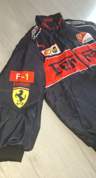 Chaqueta Ferrari Negra