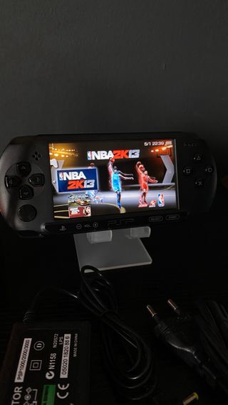 PSP Street E-1004 full, cargador, 64gb, y más