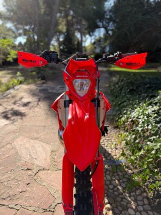 Beta 250 RR Moto de enduro del 2022.