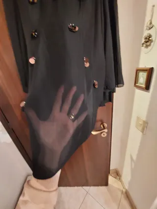 Vestito nero corto con paillettes