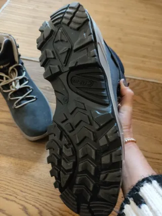 Botas Chiruca negras y grises