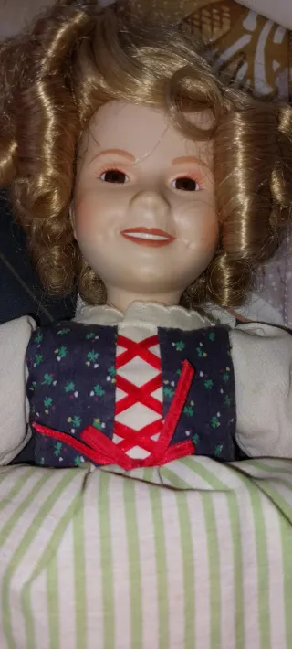 Bella bambola Shirley Temple