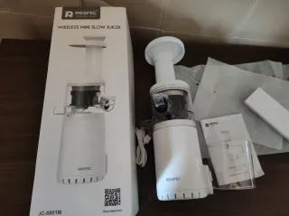 ROSPEC Wireless Mini Slow Juicer JC-8801M