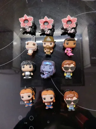 Figuras Kinder Joy Stranger Things