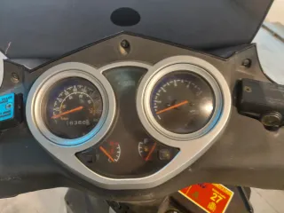 Moto Keeway Outlook 125