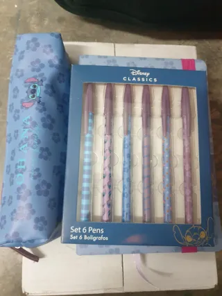 Confezione Disney Stitch: Quaderno, Astuccio e Penne