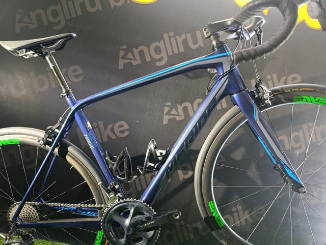 Bicicleta carretera Mérida sculture