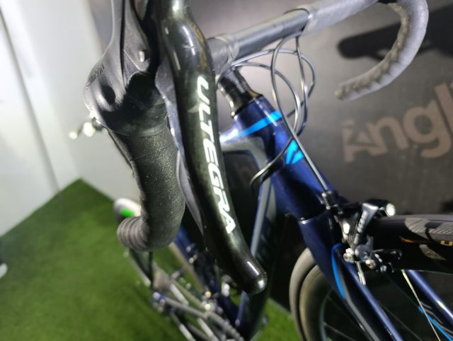 Bicicleta carretera Mérida sculture