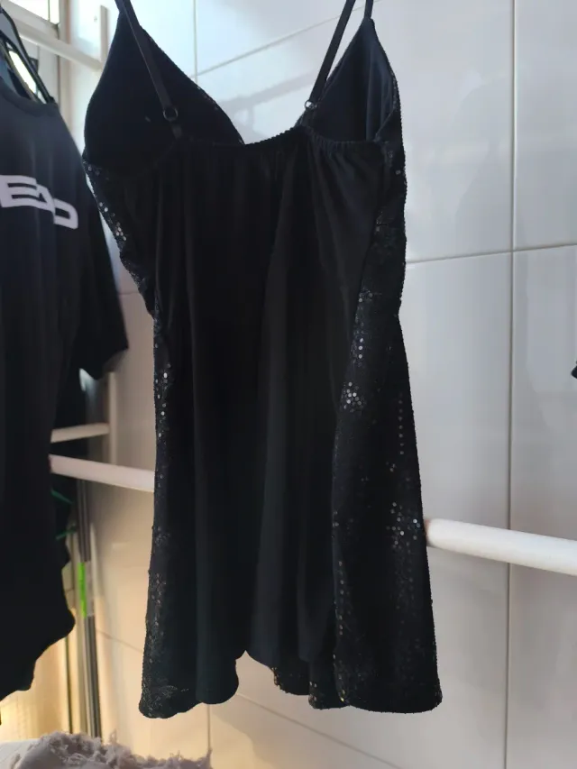 Top fiesta lentejuelas negro