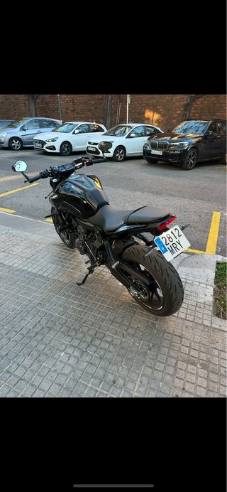 YAMAHA MT-07 2024