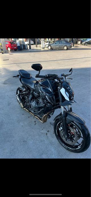 YAMAHA MT-07 2024