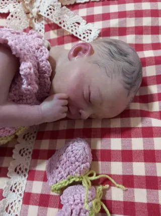 Bebé Reborn realista prematuro