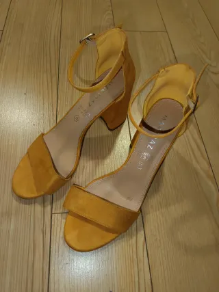 Tacones MARYPAZ Mostaza Talla 39