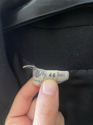 Chaquetón negro elegante