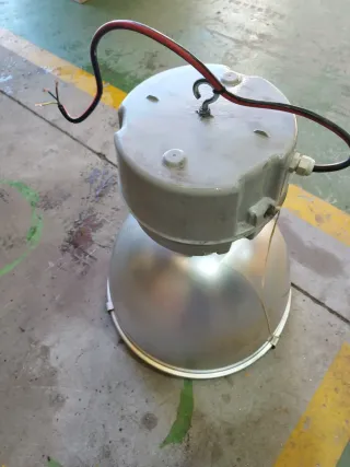 Foco de alta potencia para Nave Industrial.