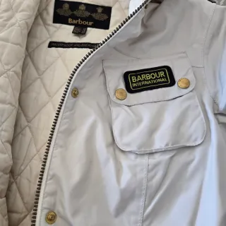 Chaqueta Barbour mujer beige talla S