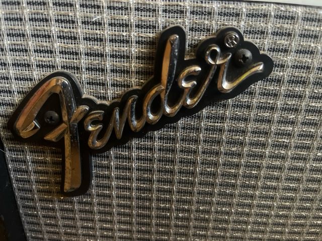 Amplificador Fender Sidekick 15