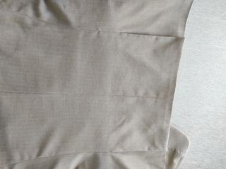 Traje chaqueta y pantalón beige Talla 44