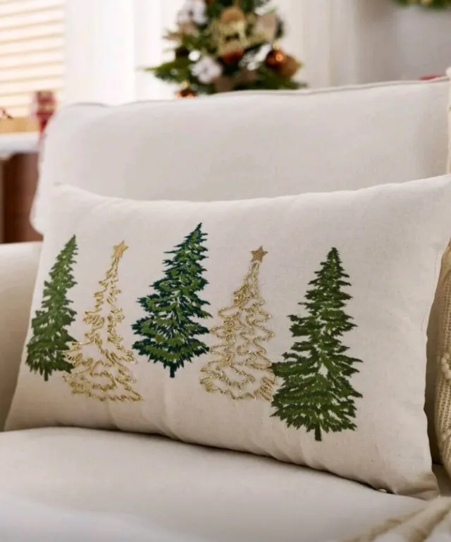 Capa de Almofada com Bordado de Árvores de Natal 50x30cm
