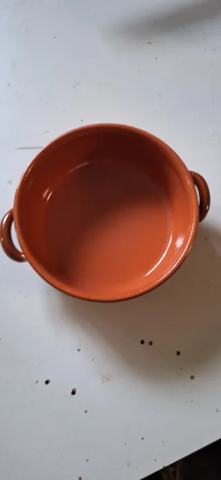 Pentolino in terracotta con manici