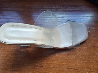 Sandalias de Shein Beige Transparentes Tacón Trans