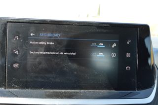 PEUGEOT 208 1.5 BlueHDi S&amp;S Active Pack 100