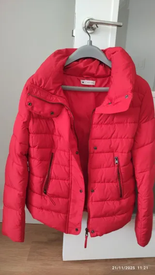 Parka Roja Mujer