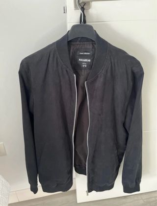 Chaqueta bomber Pull&Bear negra Talla L