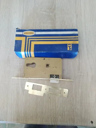 Cerradura de empotrar Ezcurra